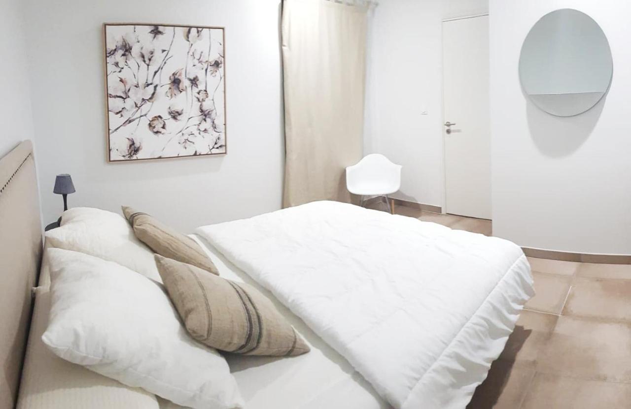 Appartement Le Nid Discret avec Balcon et parking privé gratuit à Sarlat Extérieur photo